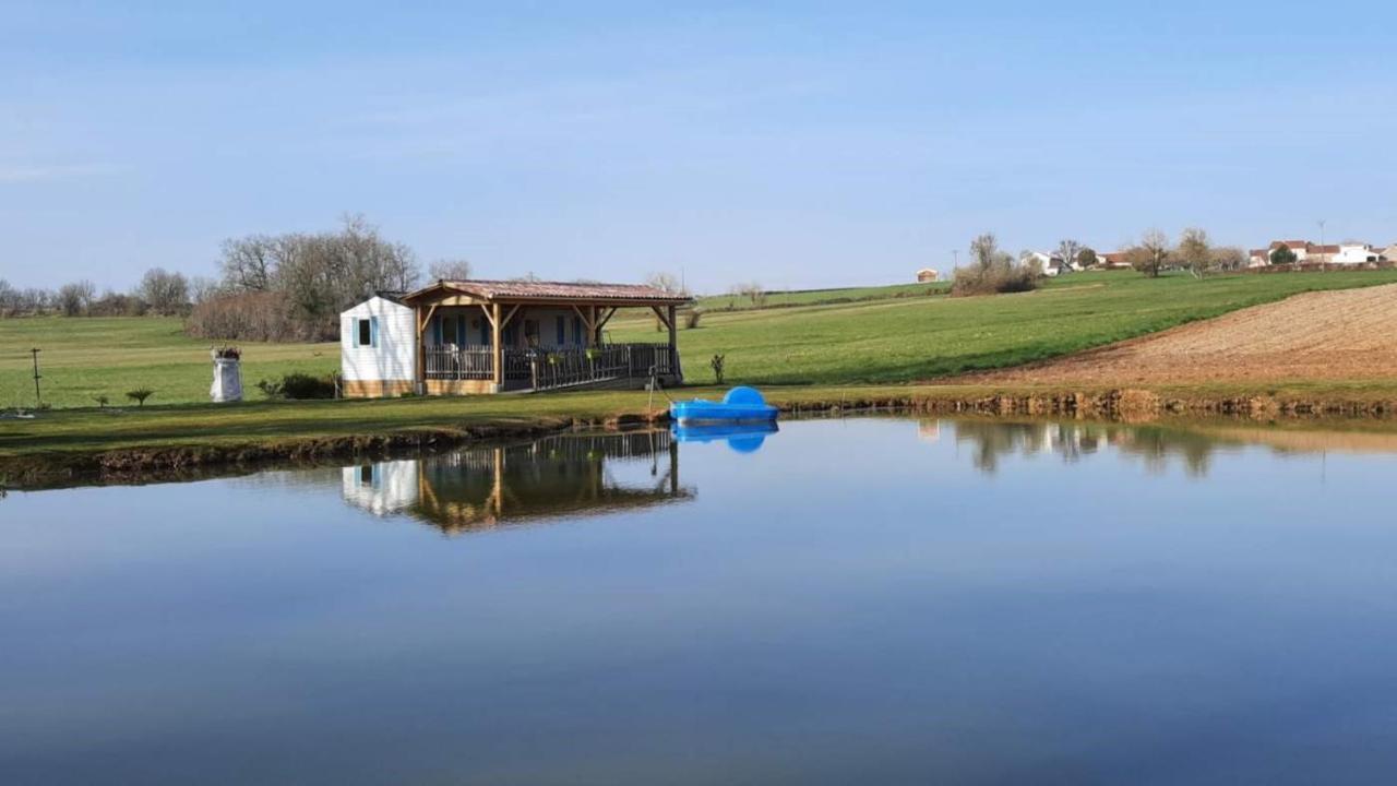 Etang Pre De La Font Hotel Cercles Екстериор снимка