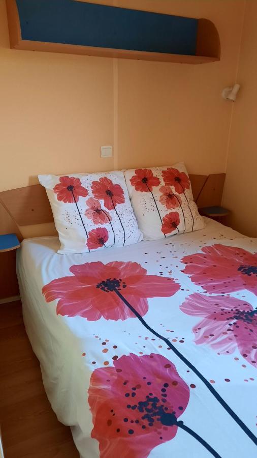 Etang Pre De La Font Hotel Cercles Екстериор снимка