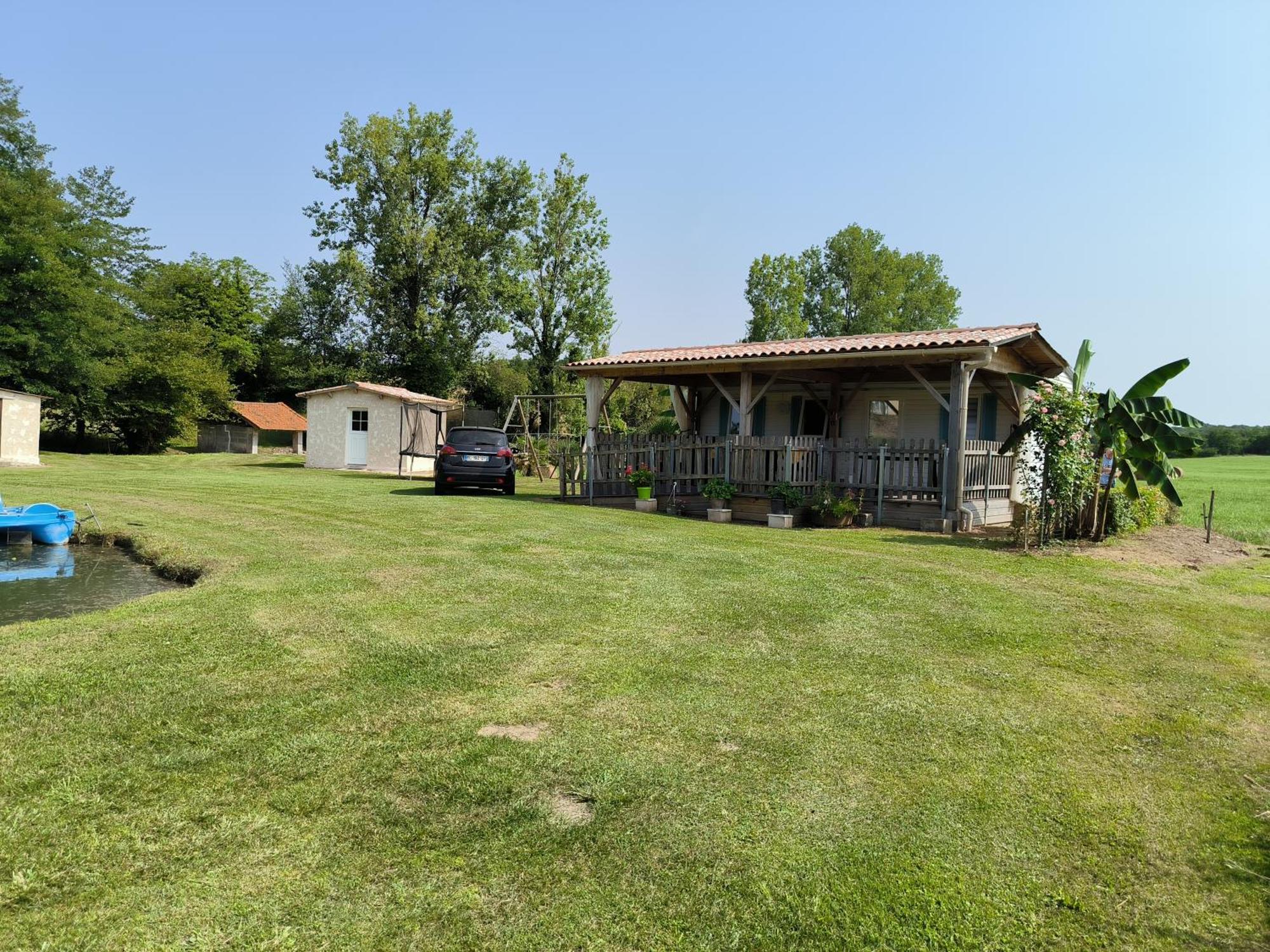 Etang Pre De La Font Hotel Cercles Екстериор снимка